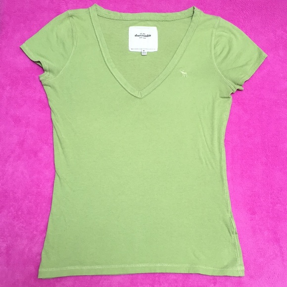 Abercrombie & Fitch Tops - A&F celery green v-neck t-shirt.